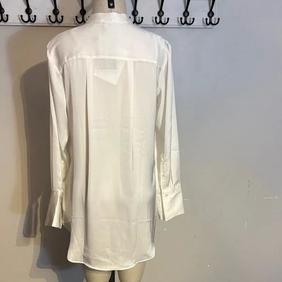 White Satin Button-Up Shirt oversized NWT - Picture 5 of 8
